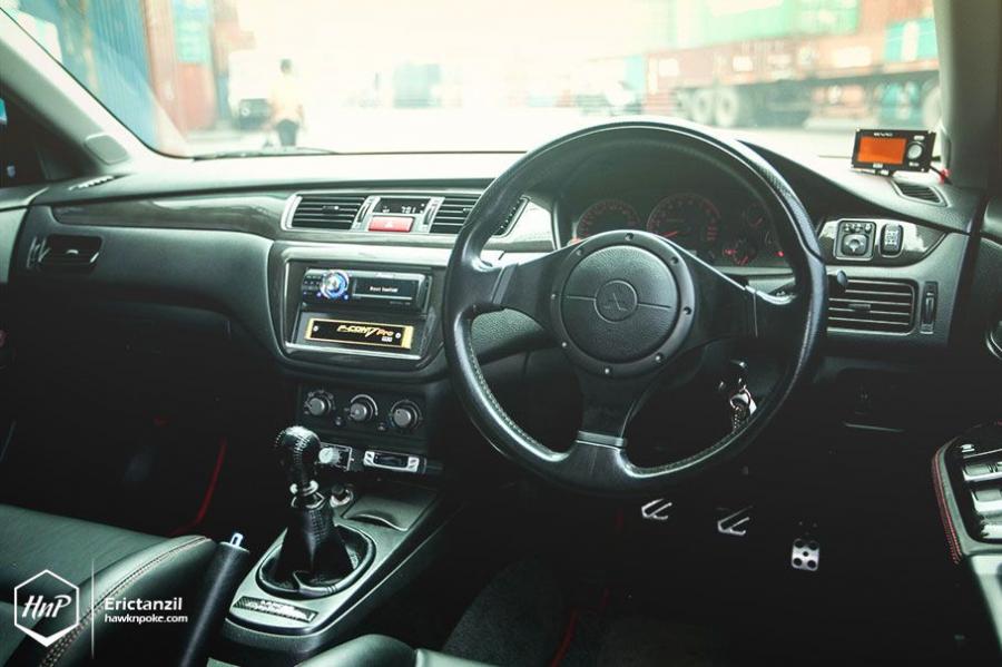  Mitsubishi Lancer Evolution IX from Surabaya 2014 года  (фото 7 из 18)